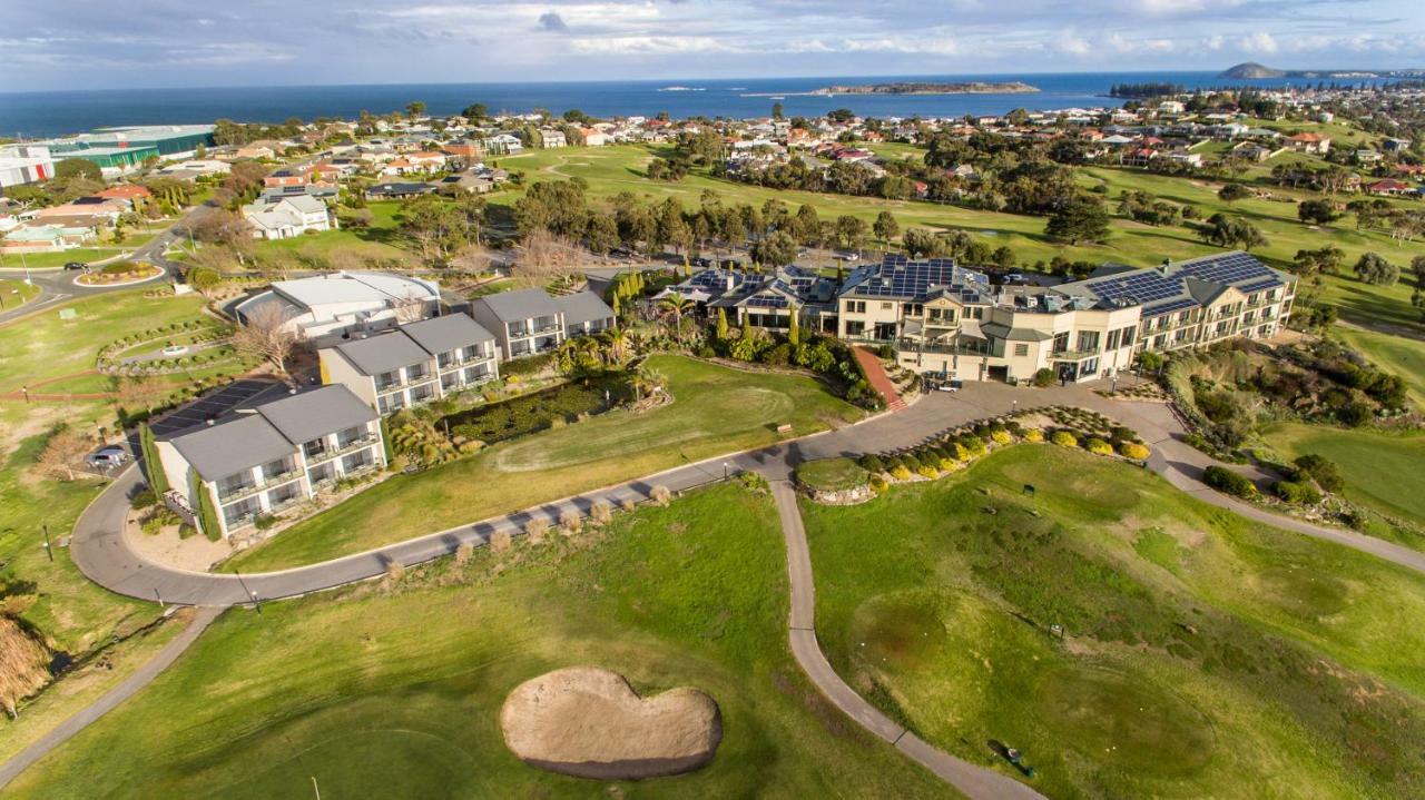 Mccracken Country Club Hotel Victor Harbor Exterior photo